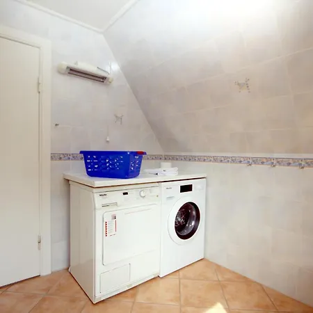 Am Golfplatz 4 別荘 *